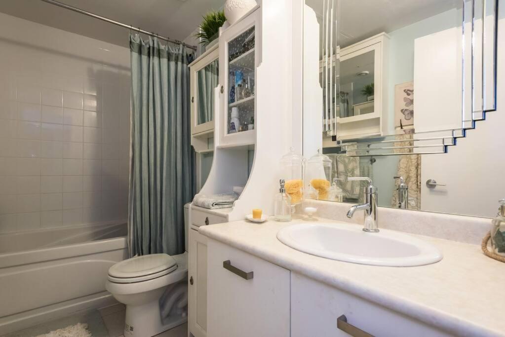 Stunning Condo With Fantastic View Of The City! Toronto Eksteriør billede