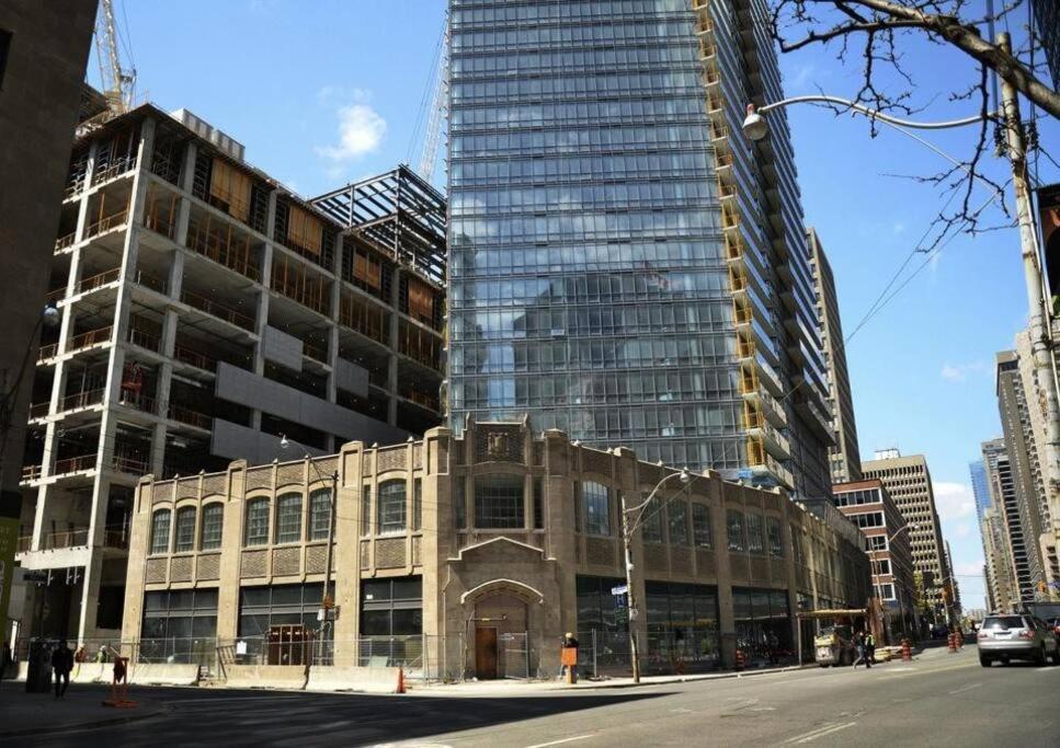 Stunning Condo With Fantastic View Of The City! Toronto Eksteriør billede