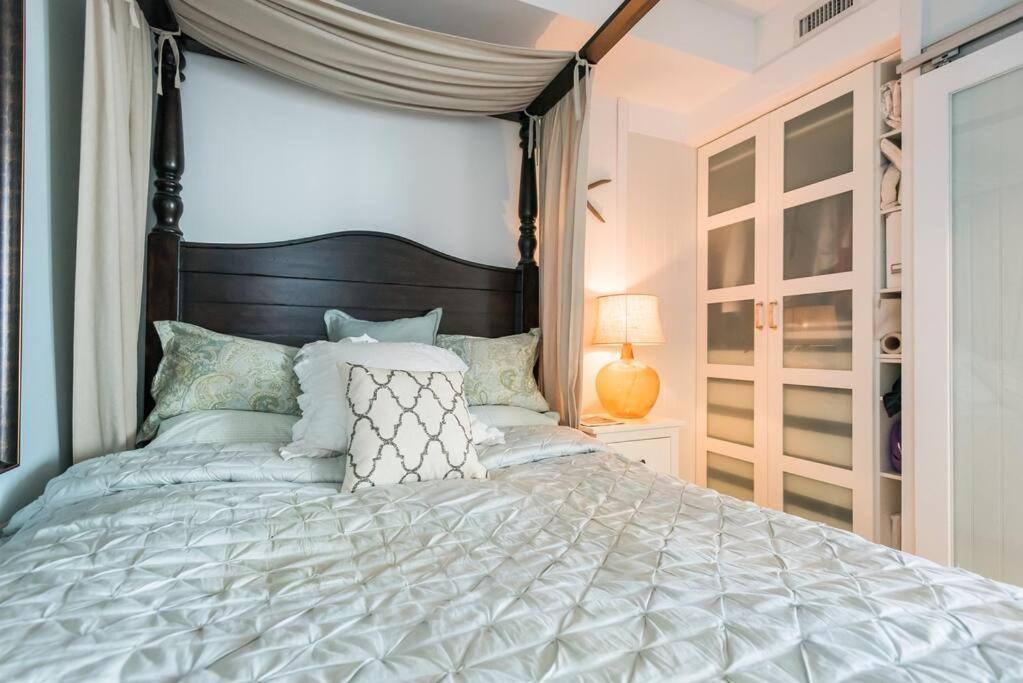 Stunning Condo With Fantastic View Of The City! Toronto Eksteriør billede