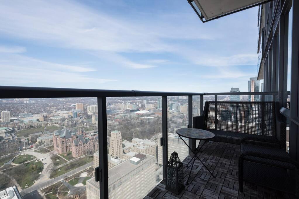 Stunning Condo With Fantastic View Of The City! Toronto Eksteriør billede